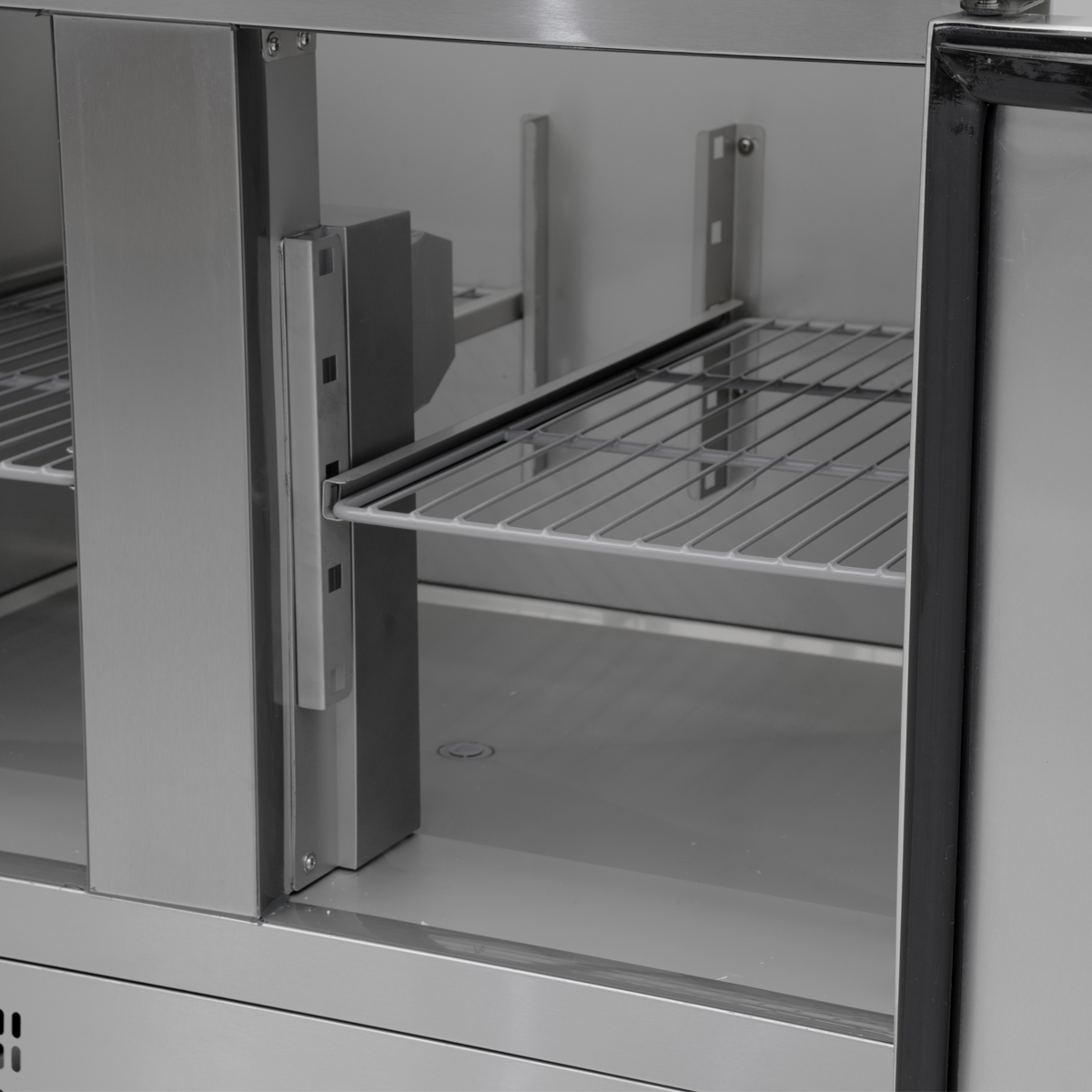 HCB Etabli à pizza - portes battantes - 90 cm - 390 litres - 230V - inox